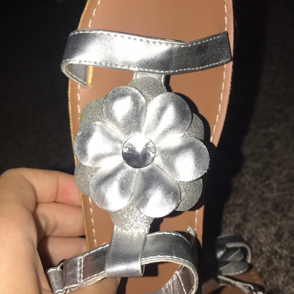 🌸Flower Sandals🌸 - Picture 4 of 4
